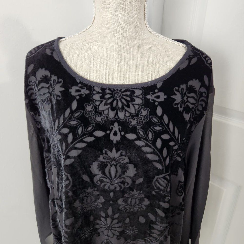 Chicos Top Womens 3 US XL Black Burnout Velvet Fringe Trim Goth Witch Festival - Picture 2 of 16